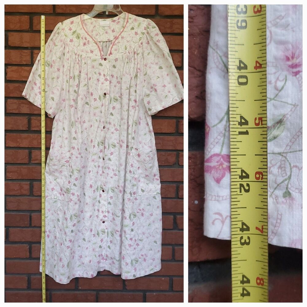 Vintage Floral House Patio Dress Bust 56" Snap Front Pockets Cottagecore Grandma - Picture 7 of 9